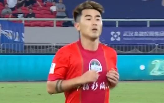 Góc Nhìn GG88: Cột mốc: Zheng Dalun của Henan đã ra sân 200 trận ở Super League Trung Quốc